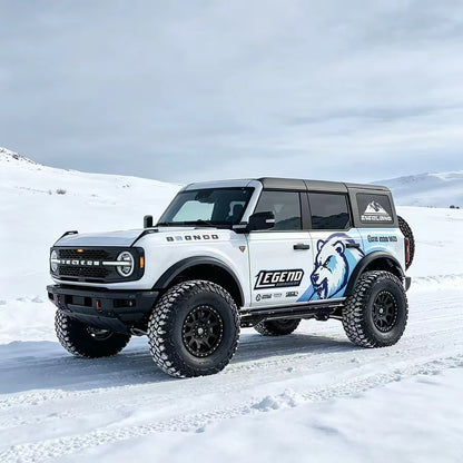 Legend Style Polar Bear Side Graphic Applied on Off-Road SUV – Animal Decal View