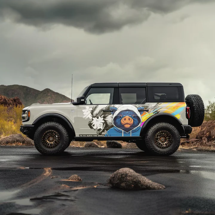 Cartoon Pig Car Decal for Ford Bronco | Street Art Animal Vinyl Wrap